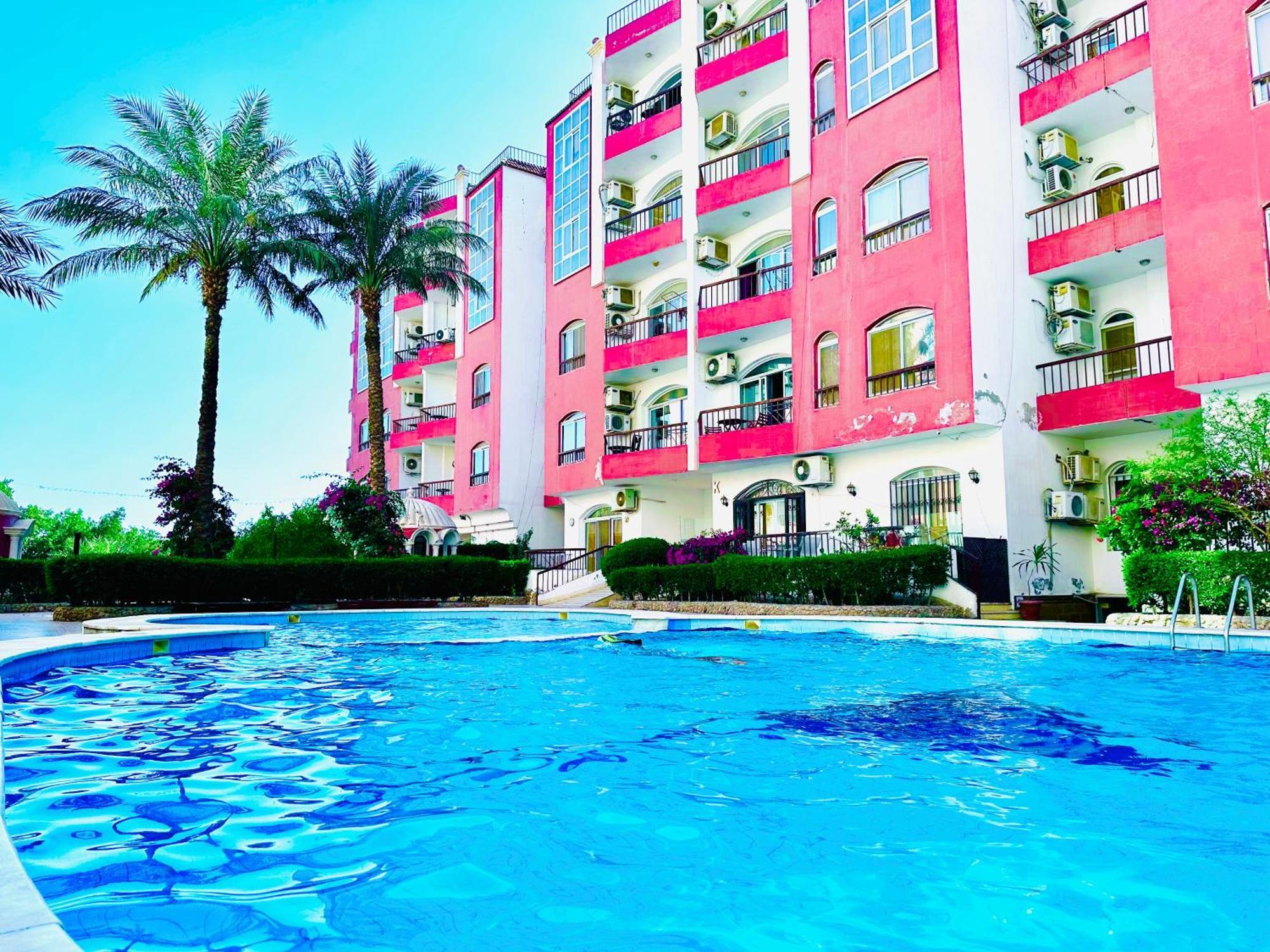 Desert Pearl Apartment Хургада Экстерьер фото